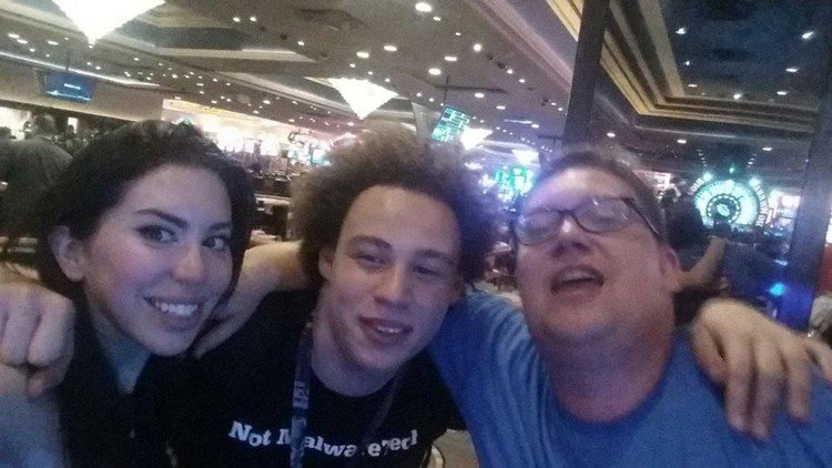 ¿Quién es el joven 'hacker' amante de la pizza que salvó al mundo del virus WannaCry?