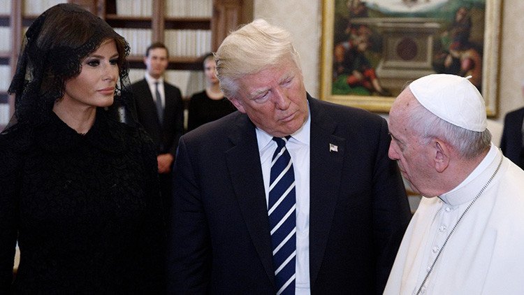 La pregunta del papa Francisco a Melania que confundió a todos (VIDEO)