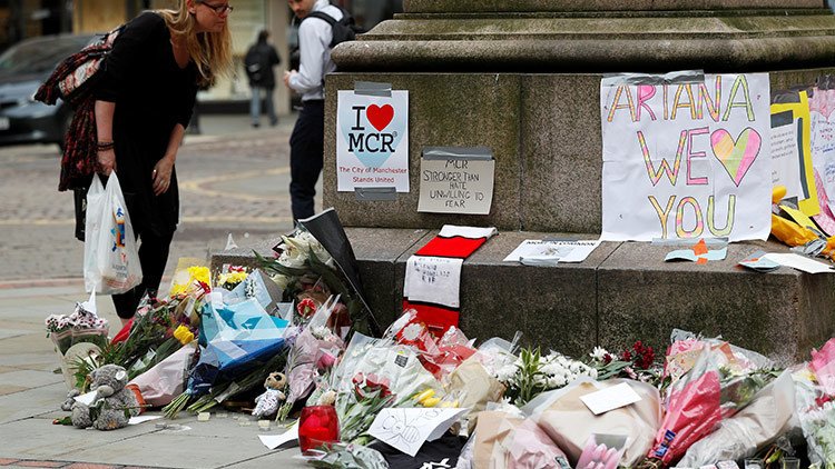 El padre del atacante de Mánchester insiste en la inocencia de su hijo