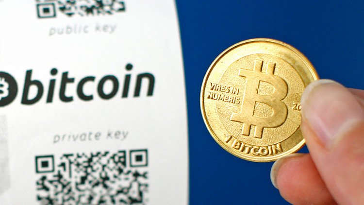 Un disco duro con bitcoines por valor de 7,5 millones de dólares, perdido en un vertedero