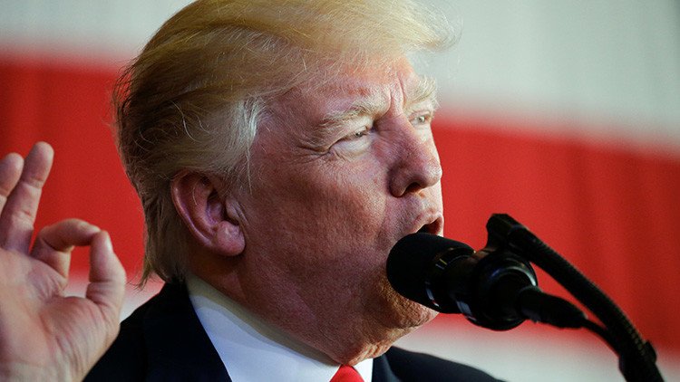 Asesores de Trump buscan vetar sus tuits para evitar que salgan "de su mente directo al universo"