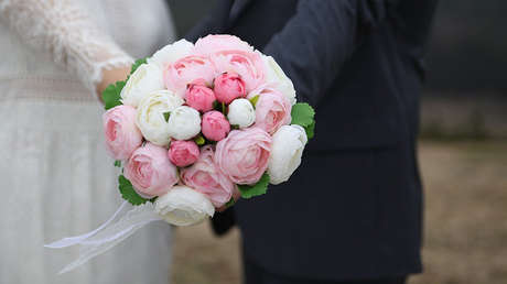 FOTO: Detienen en China a un novio que invitó a más de 200 falsos familiares y amigos a su boda