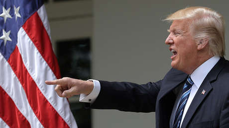 Trump asegura que nunca pidió al FBI cerrar el caso de la "interferencia" de Rusia