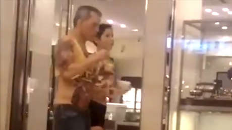 Tailandia da un ultimátum a Facebook para que bloquee imágenes de su rey semidesnudo (Video)