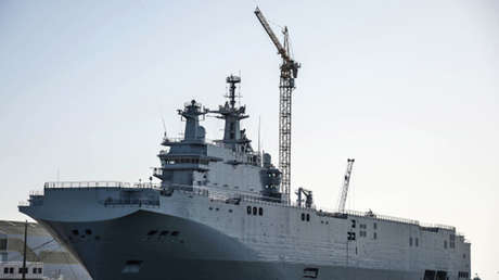 ¿Podría Rusia conseguir gratis los portahelicópteros Mistral?