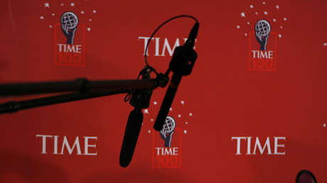 'Time' lleva a su portada la icónica catedral rusa de San Basilio y CNN se confunde al describirla