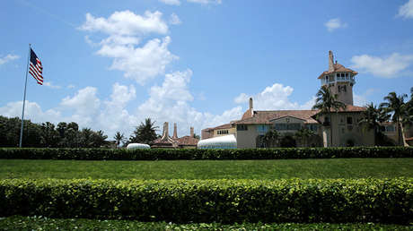 "Es una ruta de escape": Socavón frente a residencia de Trump en Florida, blanco de burlas en la Red