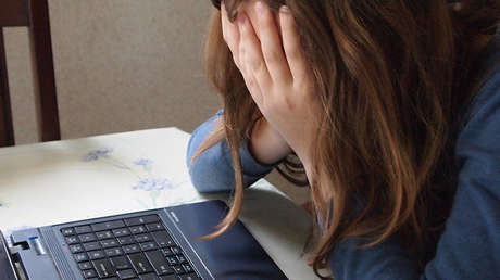 Su dispositivo móvil puede ser 'hackeado' a través de subtítulos para películas