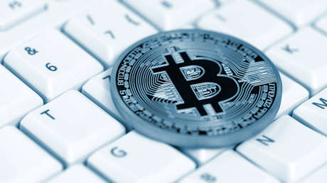 Un periodista tira a la basura un disco duro con bitcoines y ahora cuestan una fortuna