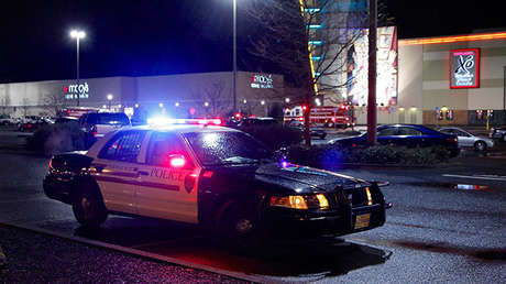 Un hombre degüella a dos personas tras gritar insultos racistas e islamófobos en EE.UU.