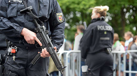 Evacuan una calle en Berlín por un coche sospechoso con "cables" y "un bote de gasolina" dentro
