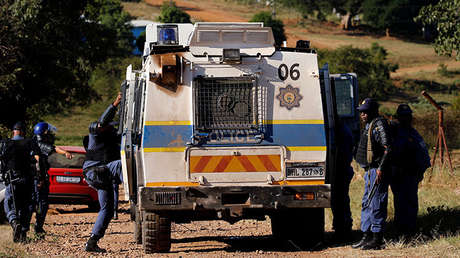 Tres mujeres raptan a un hombre en Sudáfrica, lo violan durante tres días y lo abandonan semidesnudo