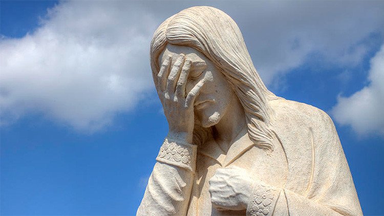 Publica una foto de Jesús con su cara y ahora le espera un juicio (FOTO)