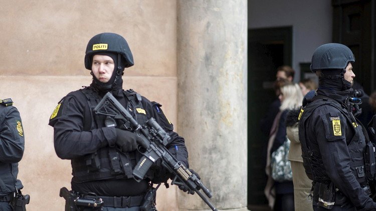 Un hombre armado abre fuego en Copenhague