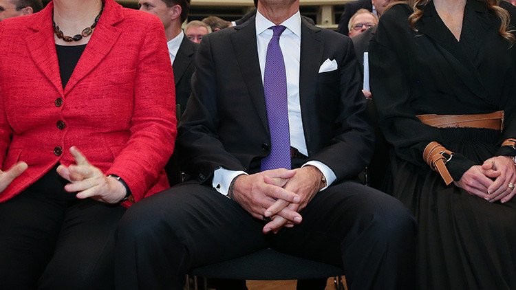 Madrid contra el 'manspreading': la lucha feminista por un uso cívico del transporte público