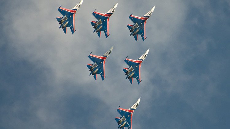 Nuevo dron, helicóptero ártico y acrobacias inéditas: Rusia se prepara para el salón MAKS 2017