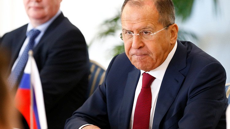 Lavrov: Las zonas de seguridad en Siria no aprobadas por Damasco son ilegítimas