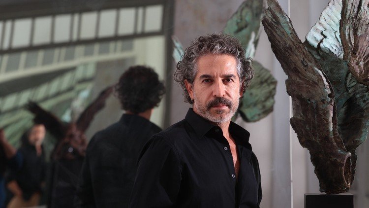 "Una persona que se aproxima al arte provoca que una sociedad sea más crítica"