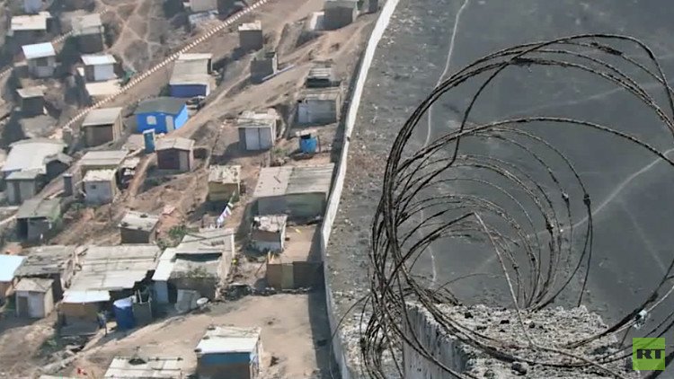 El hombre que podría derribar el 'muro de la vergüenza' en Perú