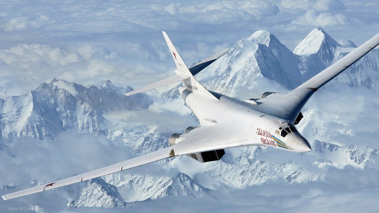 Rusia desarrolla un sistema para defender a sus bombarderos estratégicos contra todo tipo de misiles