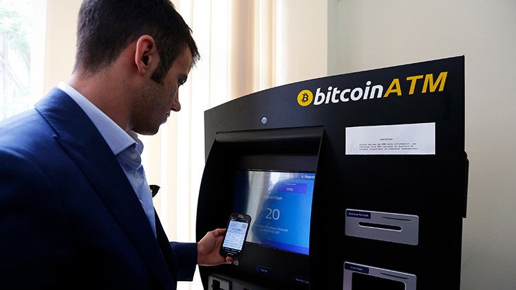 El bitcóin "hará millonarias a muchas personas antes de volver a caer"