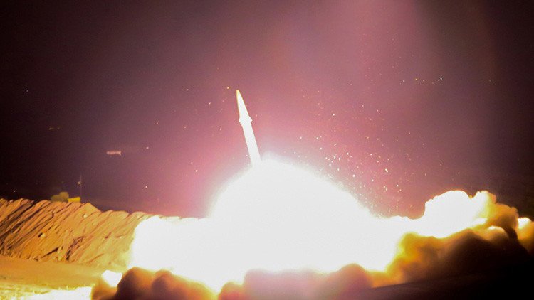 Al menos 65 terroristas muertos tras el ataque iraní al Estado Islámico en Siria