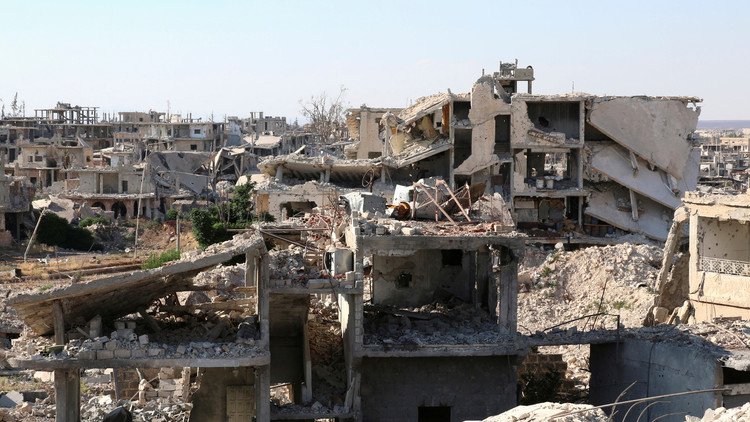 Militares rusos y autoridades de Latakia firman un acuerdo para un alto el fuego