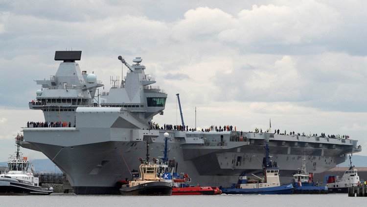 El mayor portaviones británico, vulnerable ante los 'hackeos' por usar un Windows "obsoleto"