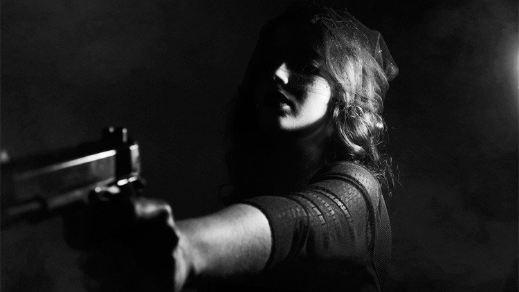 Una mujer embarazada mata a su novio al grabar un truco para aumentar sus visitas en YouTube