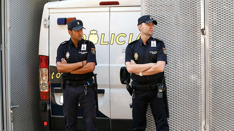 España: dos hombres detenidos por participar en la violación múltiple de una mujer