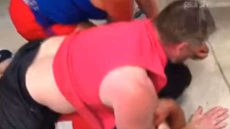 FUERTE VIDEO: Una ayudante de 'sheriff' y su esposo estrangulan a un hispano en Texas