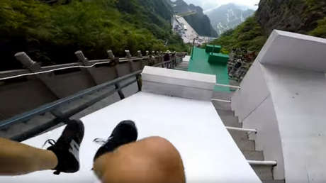 999 escalones: Así es la carrera de 'parkour' más larga y desafiante del mundo (VIDEO)