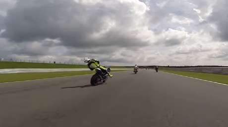 Sufre un brutal accidente tras perder el conocimiento en mitad de carrera 