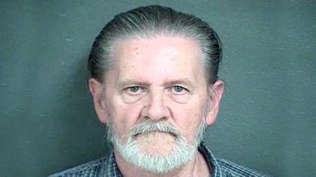 Roba un banco para escapar de su esposa y es condenado a arresto domiciliario