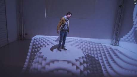 Caminar por esta sala, peor que tomar alucinógenos