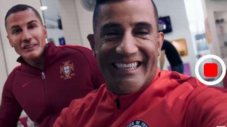 Final cómico e inesperado de la parodia 'Cristiano Ronaldo vs Alexis Sánchez'