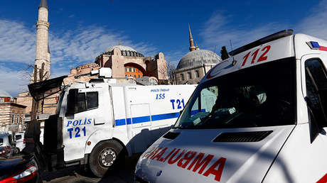 Foto: Una explosión sacude un edificio de oficinas en Estambul