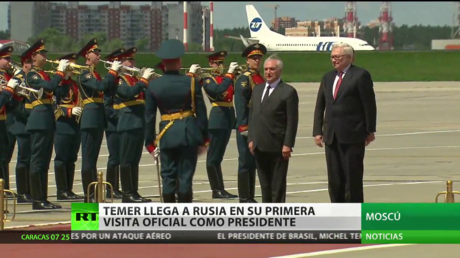 Temer llega a Rusia en su primera visita oficial como presidente