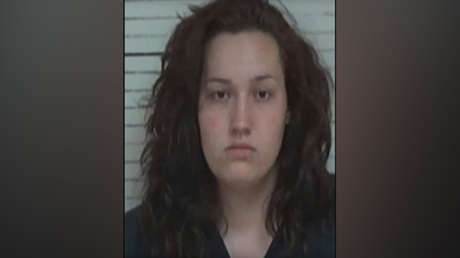 EE.UU.: Una bebé se ahoga en la bañera mientras su madre chateaba por Facebook