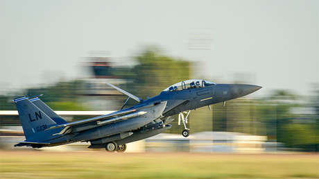 Senador ruso: "EE.UU. prepara una provocación cínica y sin parangón" para atacar Siria