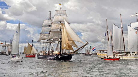 Billetes autorizados por el BCE con los que no puede comprar nada pero cuestan 2,5 euros