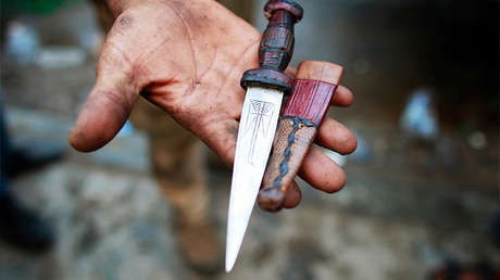 "Estoy a gusto": El 'verdugo' iraquí que decapitó a 50 miembros del Estado Islámico