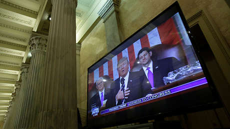 La Casa Blanca estima que los medios de EE.UU. dedican su tiempo a "noticias falsas"