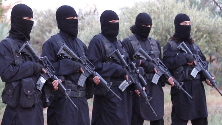 El Estado Islámico a una secuestrada: "Hemos cocinado a tu bebé y esto es lo que acabas de comer"