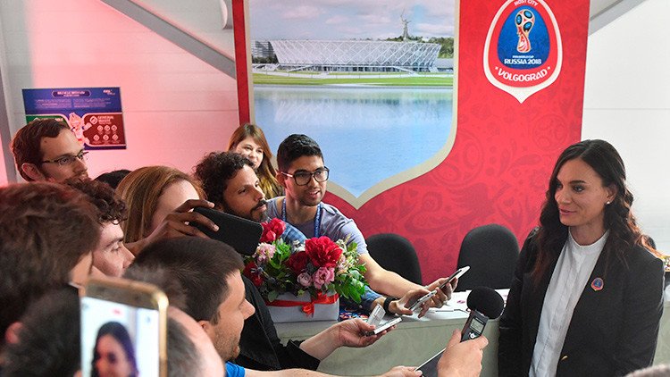 La bicampeona olímpica Isinbáyeva a RT: "Sorprenderemos a todos aún más con la Copa Mundial"