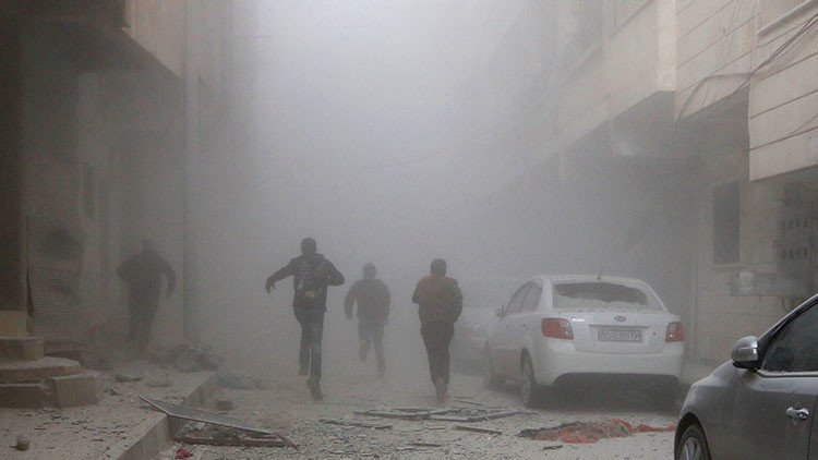 Los bombardeos de la coalición de EE.UU. mataron en un mes a 224 civiles en Raqa