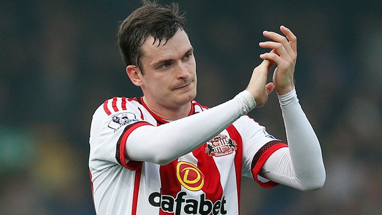 El futbolista pedófilo Adam Johnson pide un cambio de prisión por miedo a que le "corten el cuello"