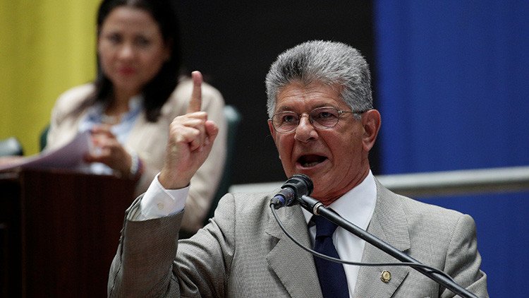 Partidos de derecha presentan un pacto de "gobernabilidad" en Venezuela