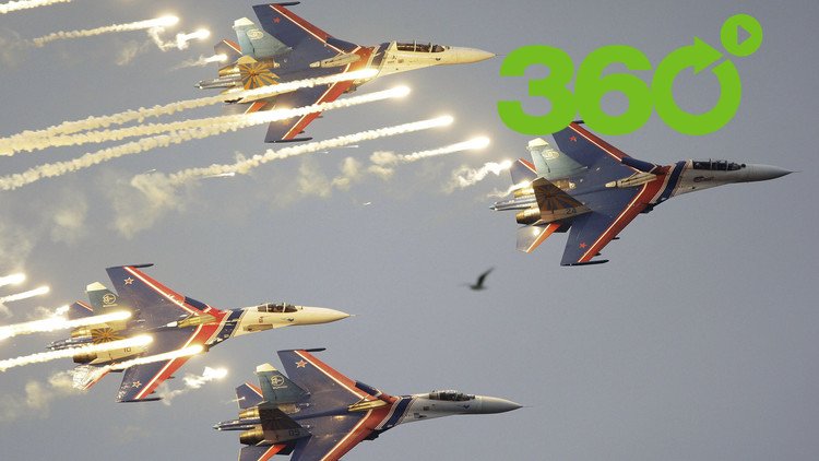 MAKS 2017 en 360°: Así se ven desde un caza Su-30SM las vertiginosas acrobacias de la aviación rusa