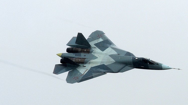 Anticipan algunas de las ventajas que ofrece el futurista caza T-50